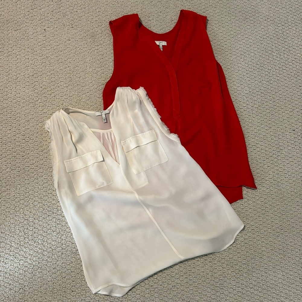Lot of two joie silk tanks small